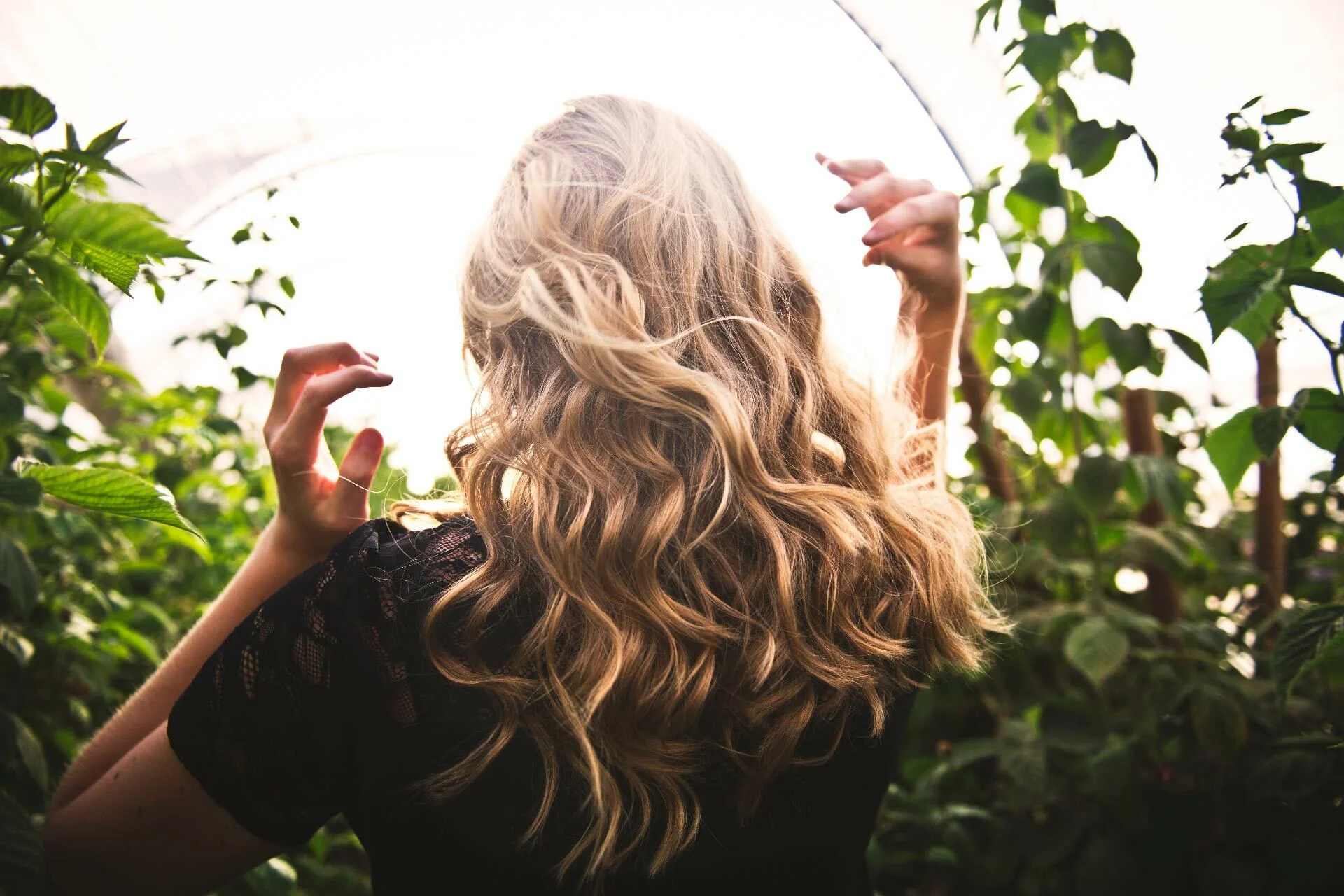 Common Nutrients Women Need for Hair Strength and Shine