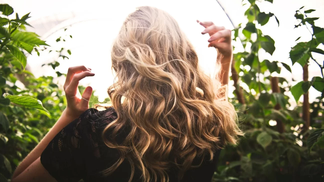 Common Nutrients Women Need for Hair Strength and Shine